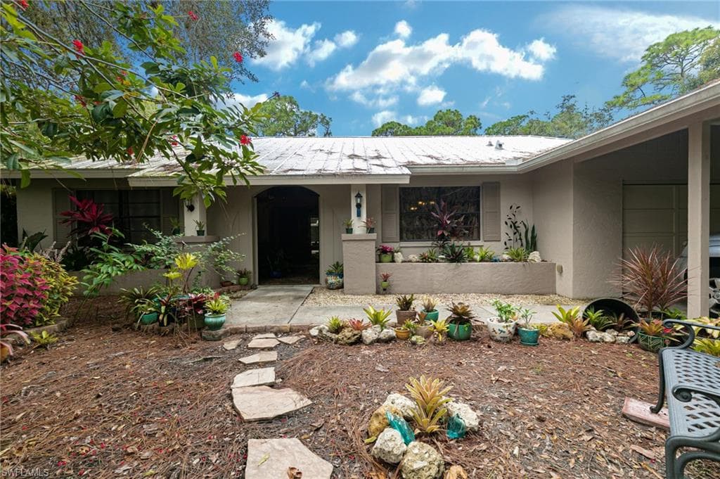 18401 Telegraph Creek LN ALVA, FL 33920