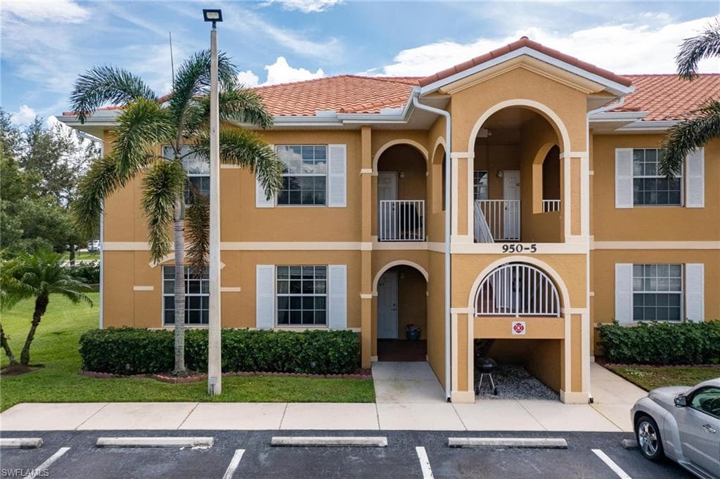 950 Hancock Creek South BLVD 511 CAPE CORAL, FL 33909
