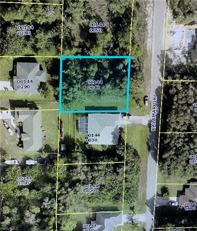 724 Kalamar DR LEHIGH ACRES, FL 33974