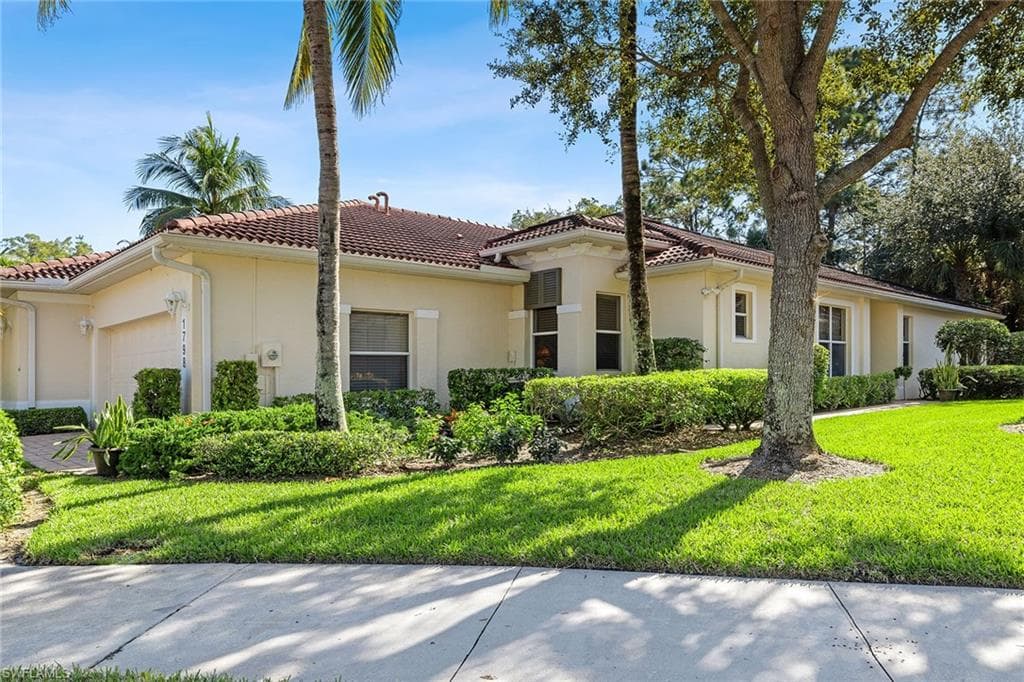 1798 Tarpon Bay DR S 98 NAPLES, FL 34119