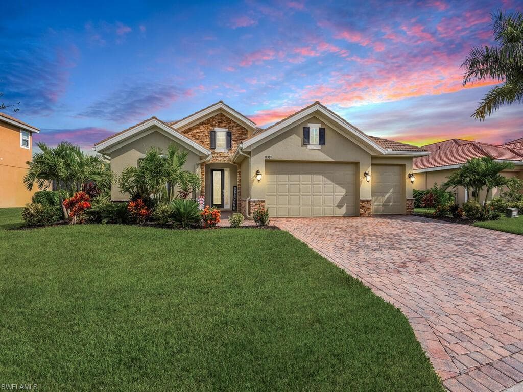 13391 Seaside Harbour DR NORTH FORT MYERS, FL 33903