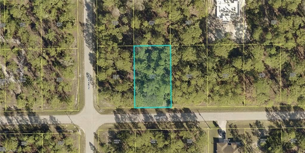 2616 33rd ST W LEHIGH ACRES, FL 33971