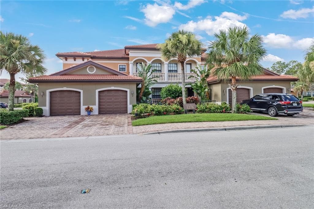 1276 Strada Milan LN 2 NAPLES, FL 34105