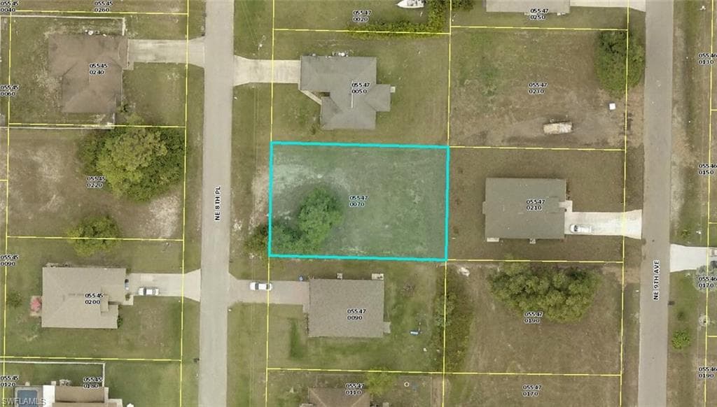 3613 NE 8th PL CAPE CORAL, FL 33909