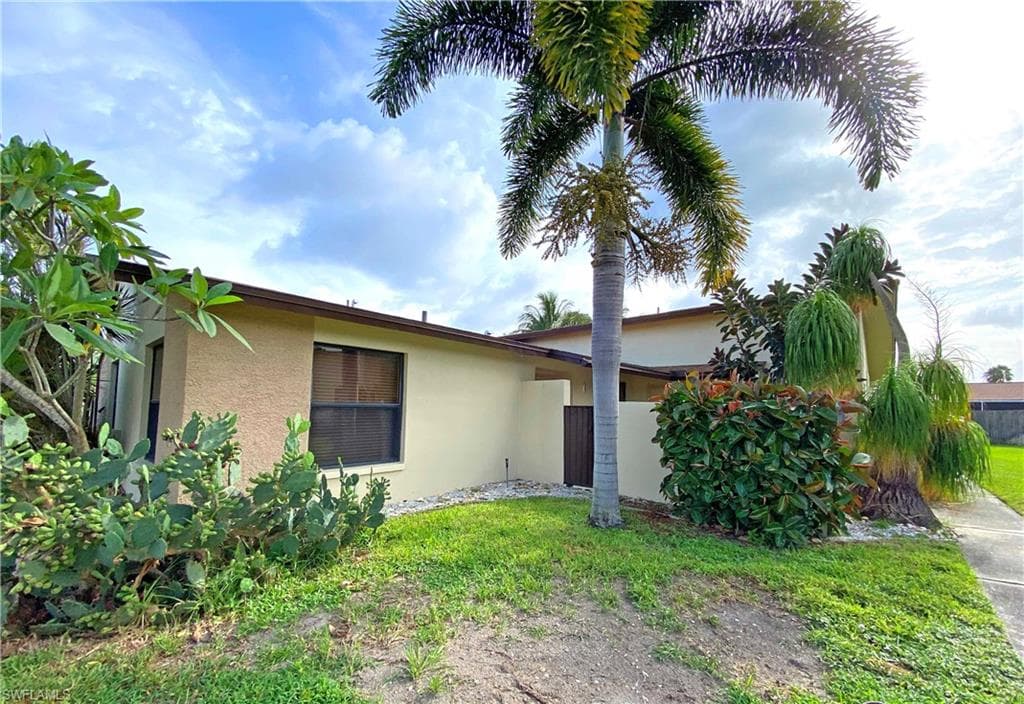 6112 Principia DR 1 FORT MYERS, FL 33919