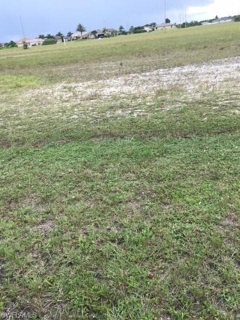 3932 NW 41st PL CAPE CORAL, FL 33993
