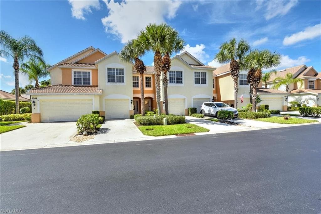 8261 Village Edge CIR 4 FORT MYERS, FL 33919