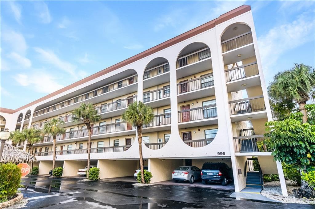 995 Anglers CV N-206 MARCO ISLAND, FL 34145