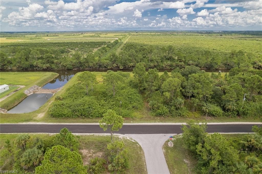 301 Naples AVE S LEHIGH ACRES, FL 33974