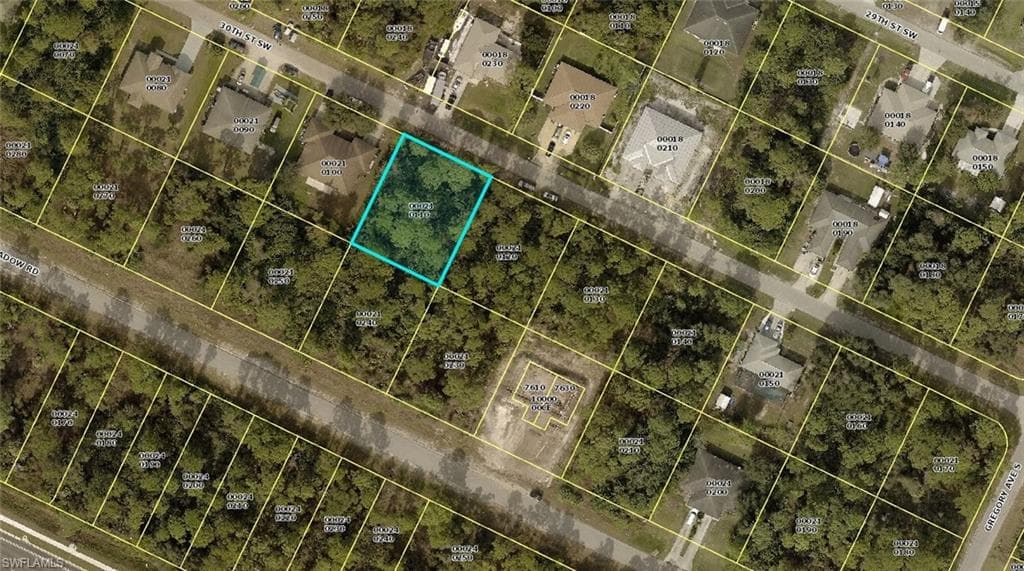 4725/ 4727 30th ST SW LEHIGH ACRES, FL 33973