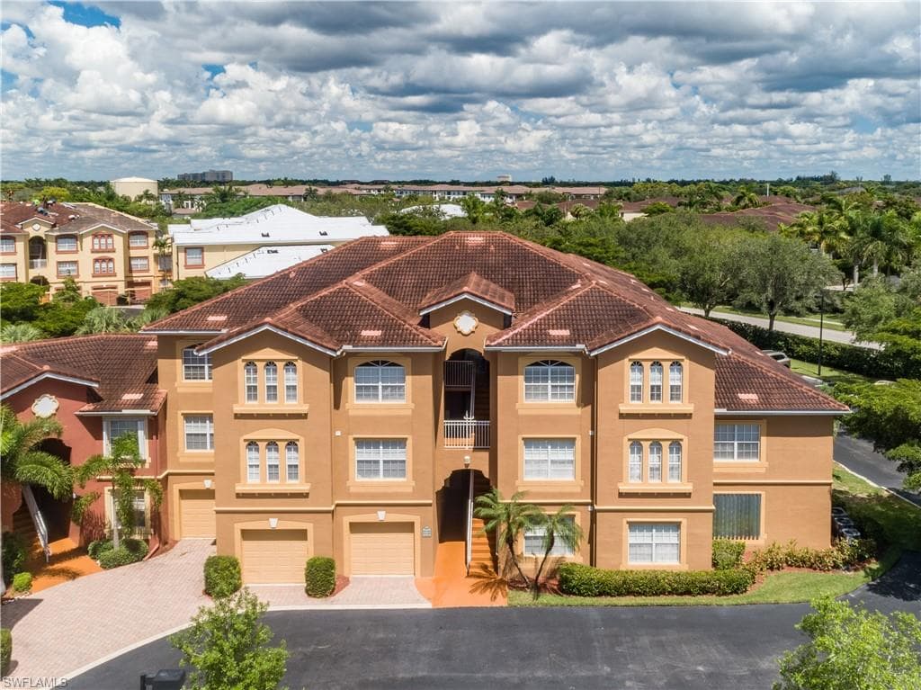 15585 Ocean Walk CIR 313 FORT MYERS, FL 33908