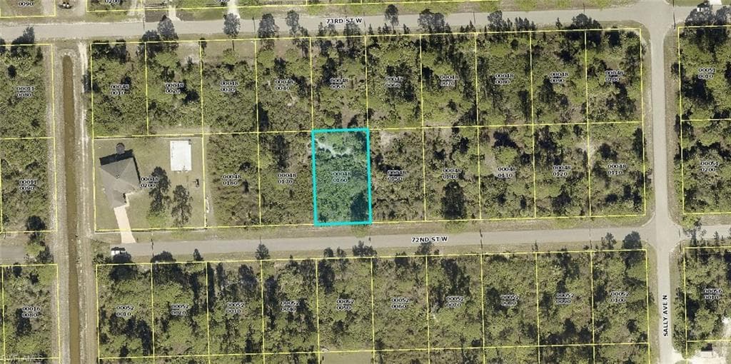 3410 72nd ST W LEHIGH ACRES, FL 33971