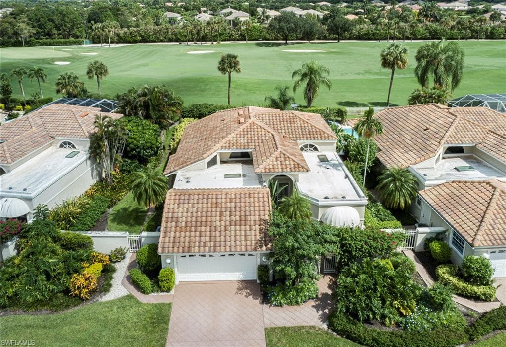 187 Via Napoli NAPLES, FL 34105