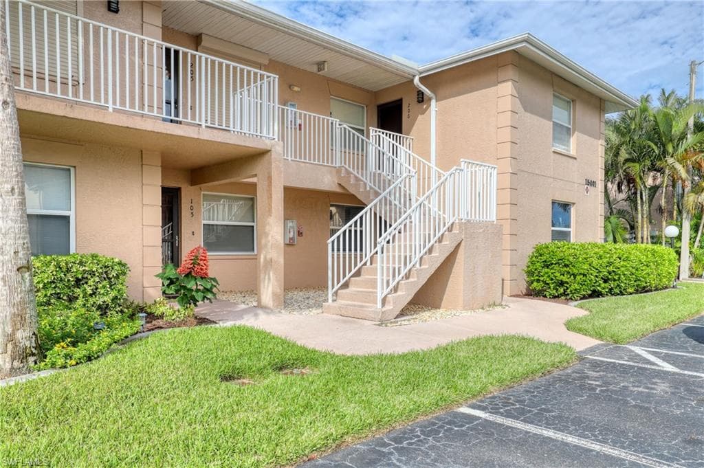 15001 Arbor Lakes DR E 206 NORTH FORT MYERS, FL 33917