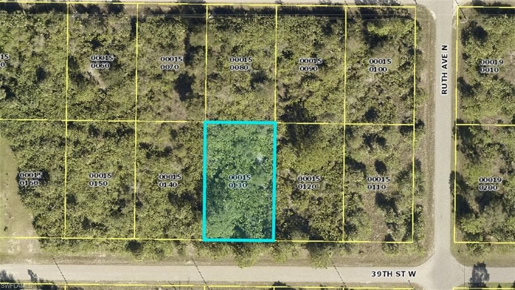 3304 39th ST W LEHIGH ACRES, FL 33971