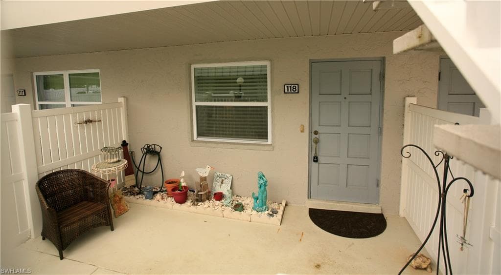 6777 Winkler RD 118 FORT MYERS, FL 33919