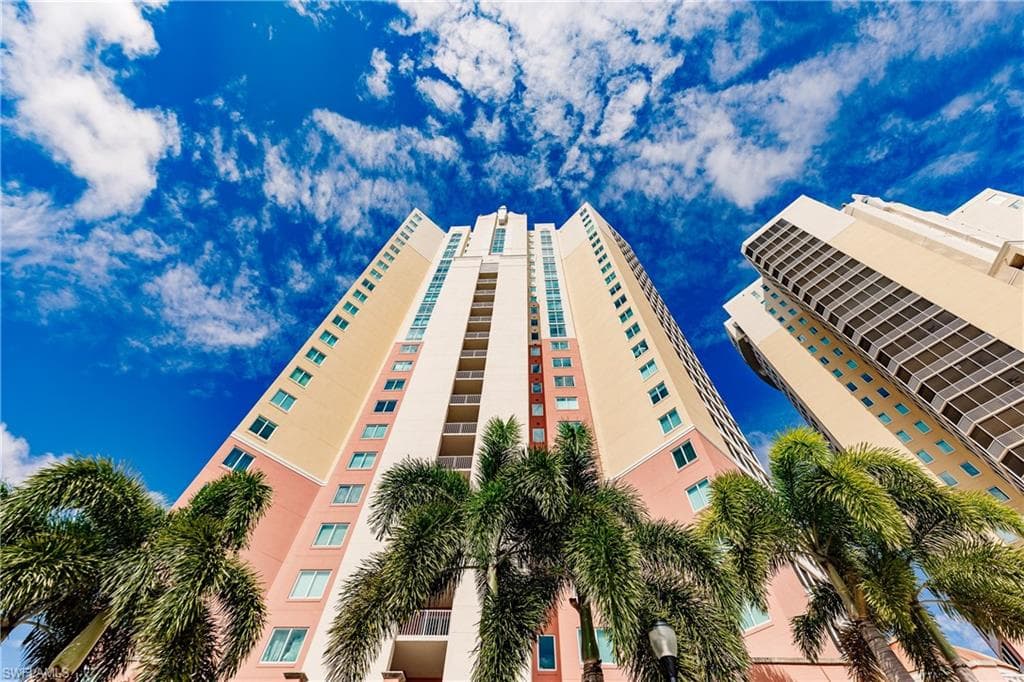 2743 1st ST 1003 FORT MYERS, FL 33916