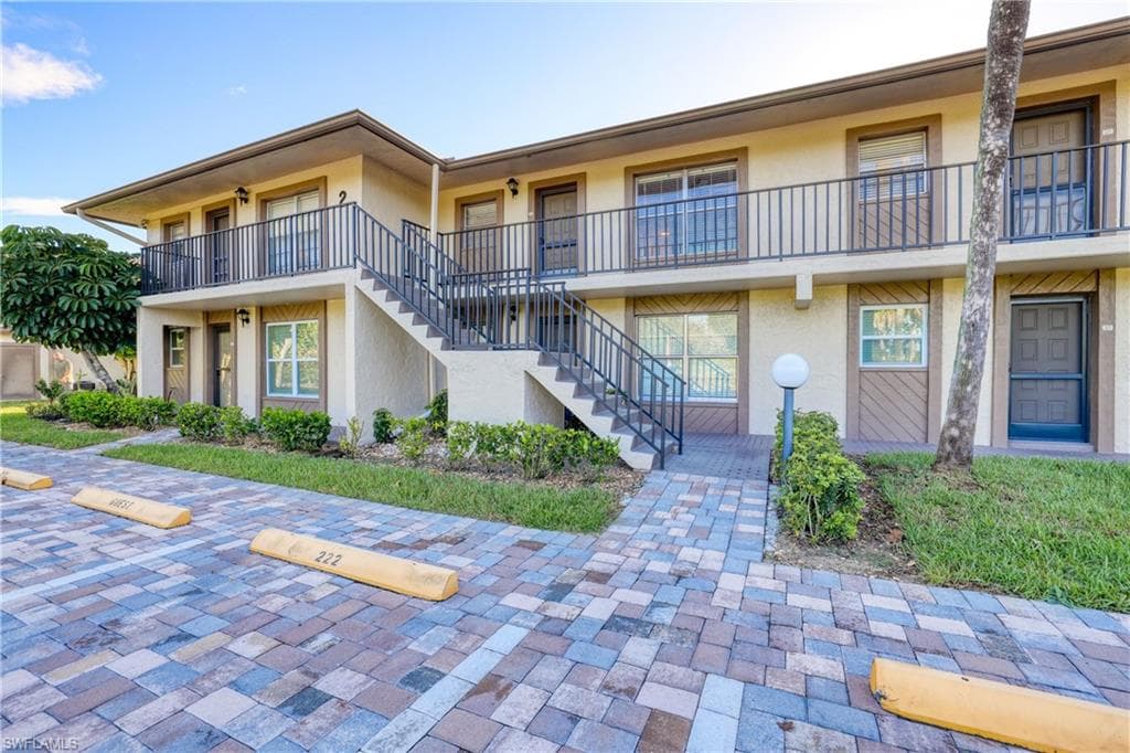 16007 Davis RD 222 FORT MYERS, FL 33908