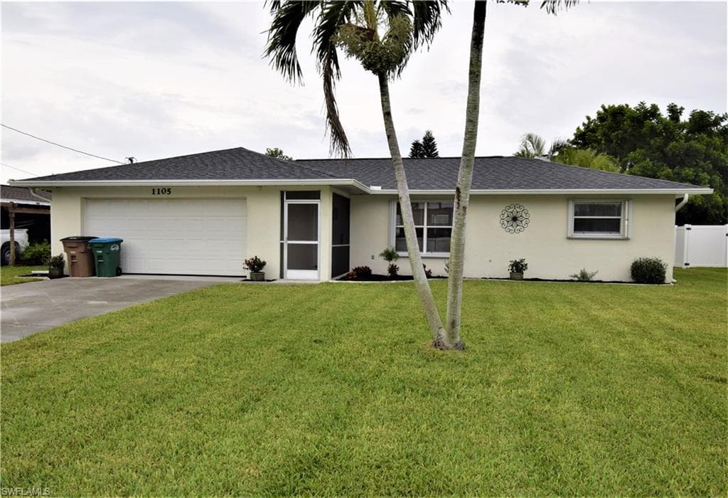 1105 SE 30th TER CAPE CORAL, FL 33904