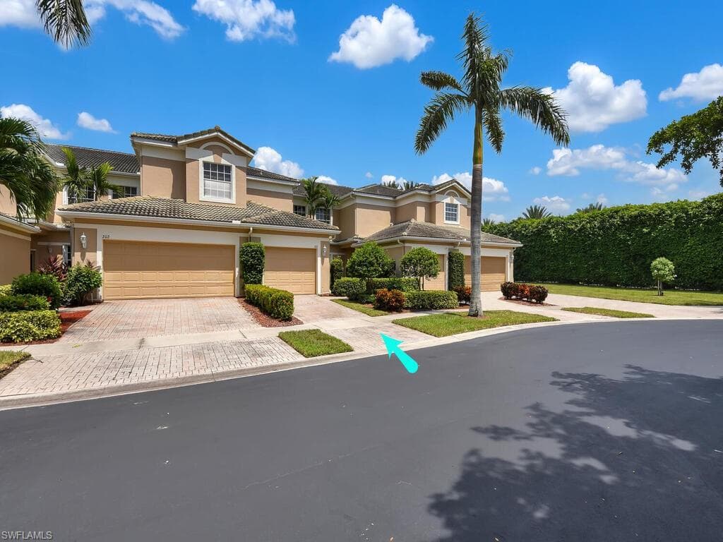 9200 Belleza WAY 102 FORT MYERS, FL 33908