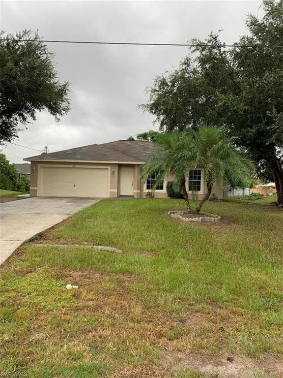 1005 Chapel AVE LEHIGH ACRES, FL 33971