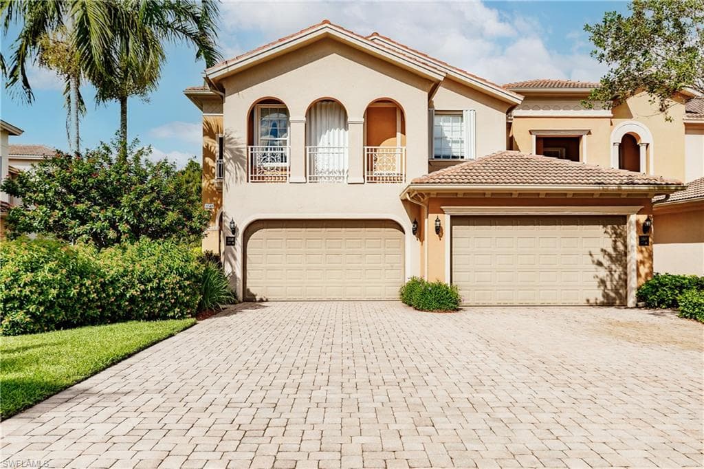 21548 Taft CT 101 ESTERO, FL 33928