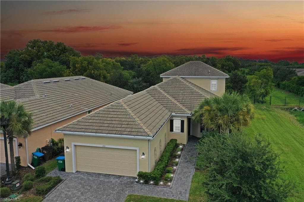 1019 Cayes CIR CAPE CORAL, FL 33991