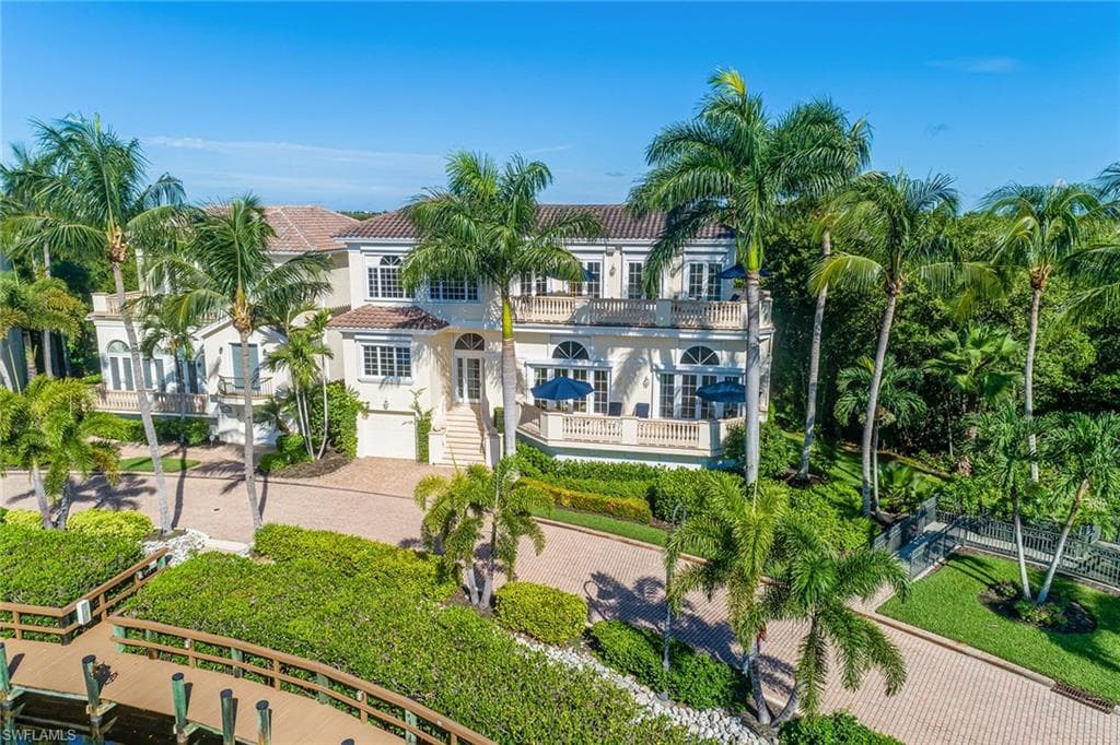 27710 Marina Isle CT BONITA SPRINGS, FL 34134