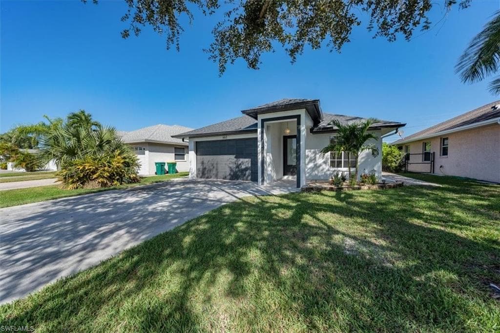 557 102nd AVE N NAPLES, FL 34108