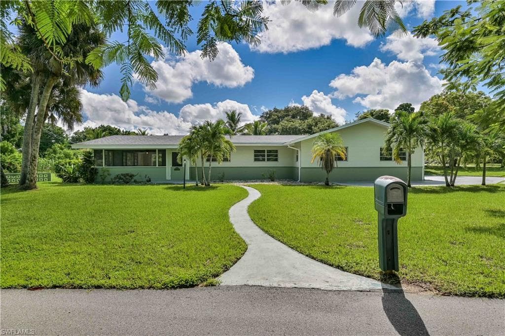 115 Fairview AVE FORT MYERS, FL 33905