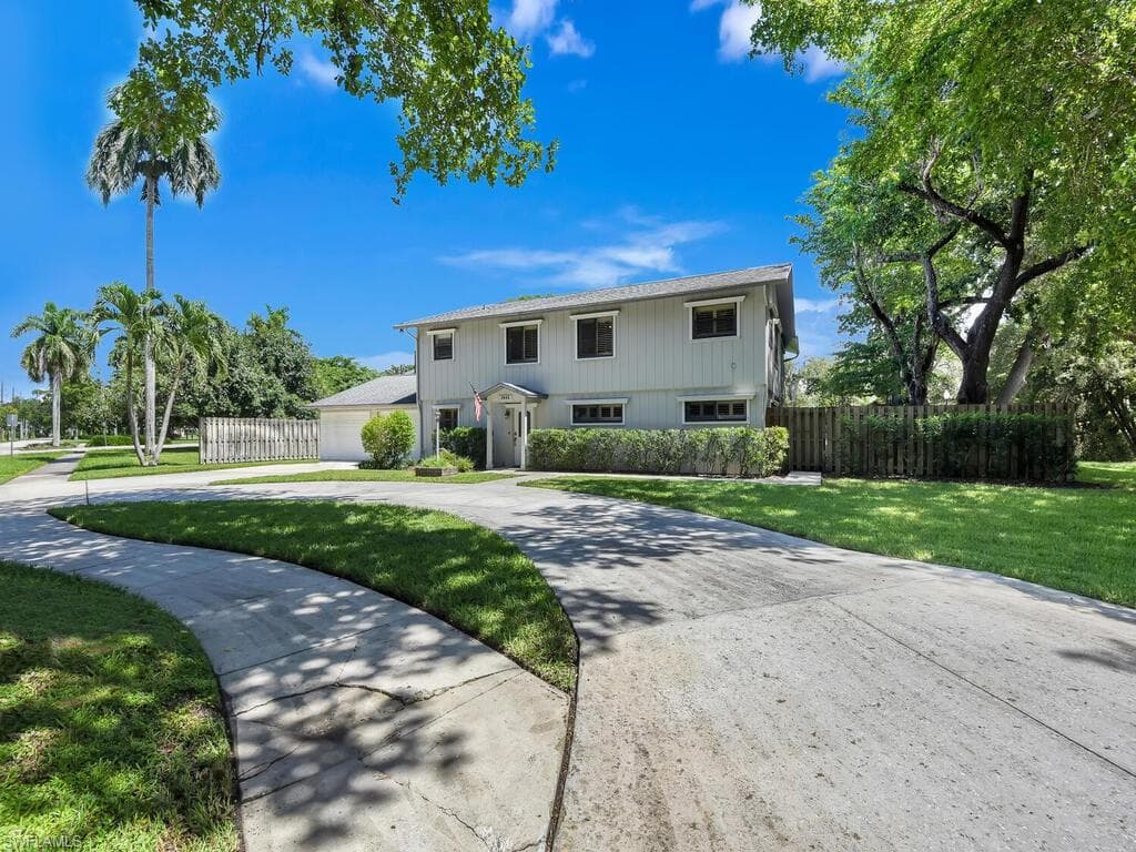 3943 Roosevelt AVE FORT MYERS, FL 33901