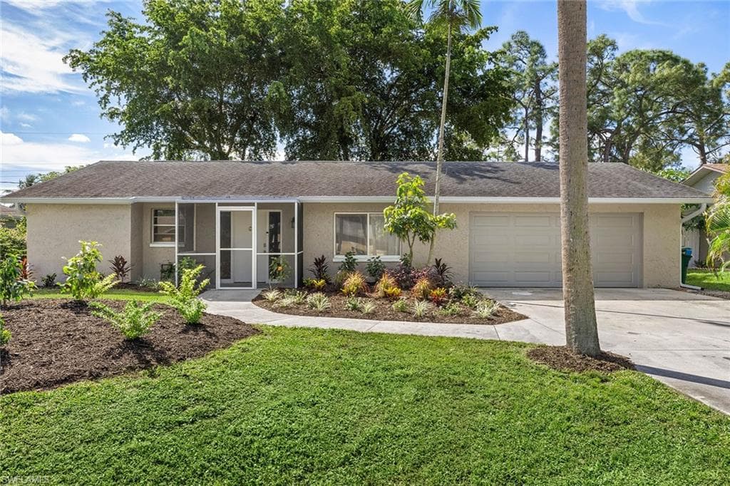 4102 Mindi AVE NAPLES, FL 34112