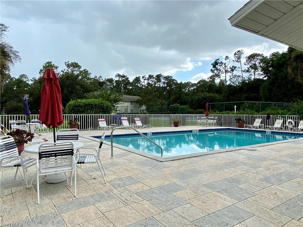260 Timber Lake CIR F102 NAPLES, FL 34104