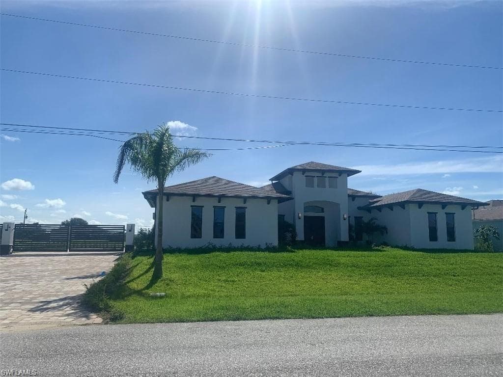 223 NW 27th PL CAPE CORAL, FL 33993