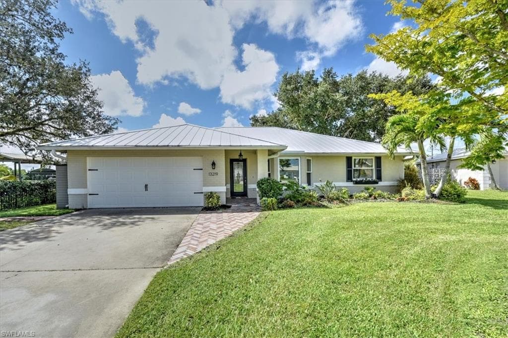 13219 Marquette BLVD FORT MYERS, FL 33905