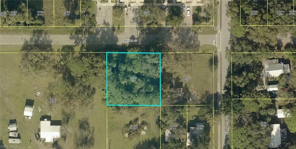 431 Capitol ST NORTH FORT MYERS, FL 33903