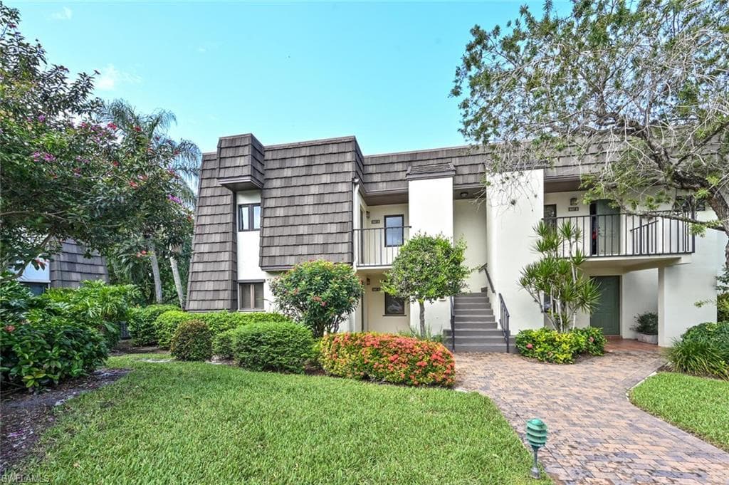 1661 Spoonbill LN 1661 NAPLES, FL 34105