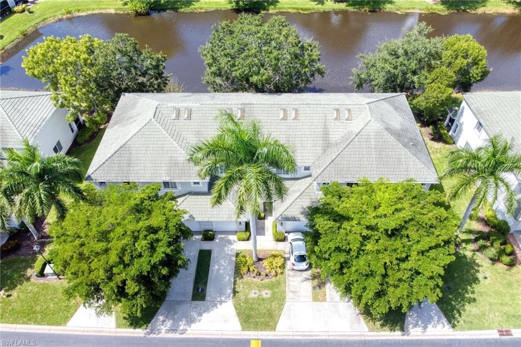 8232 Pacific Beach DR FORT MYERS, FL 33966