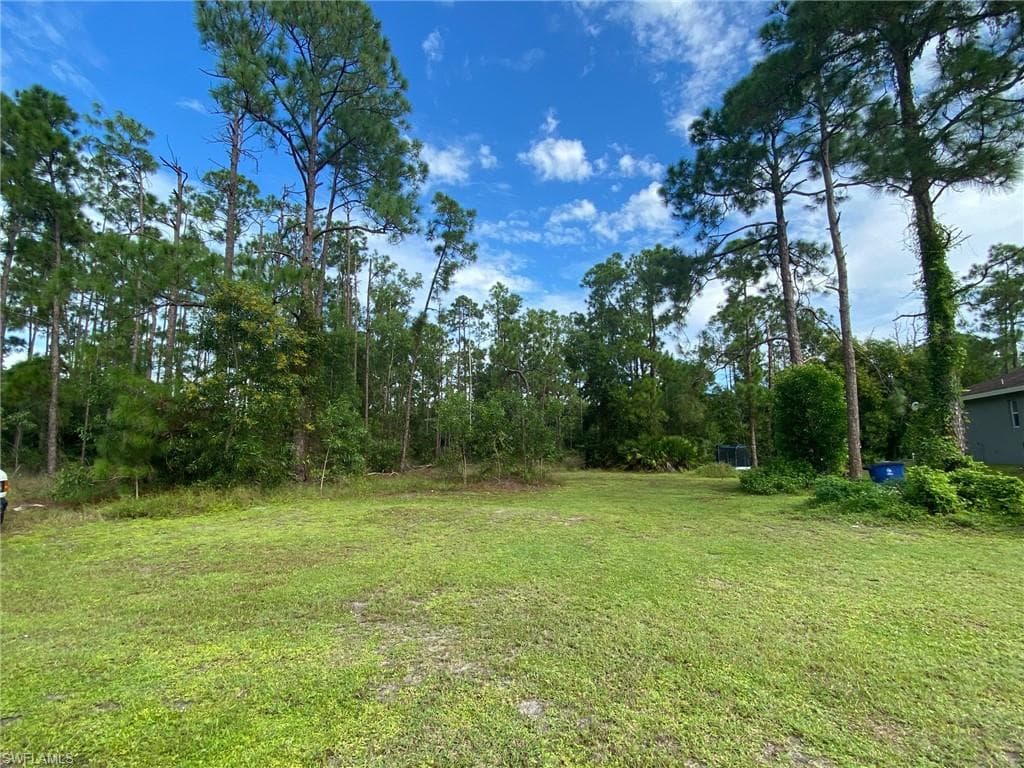 3105 E 5th ST LEHIGH ACRES, FL 33972