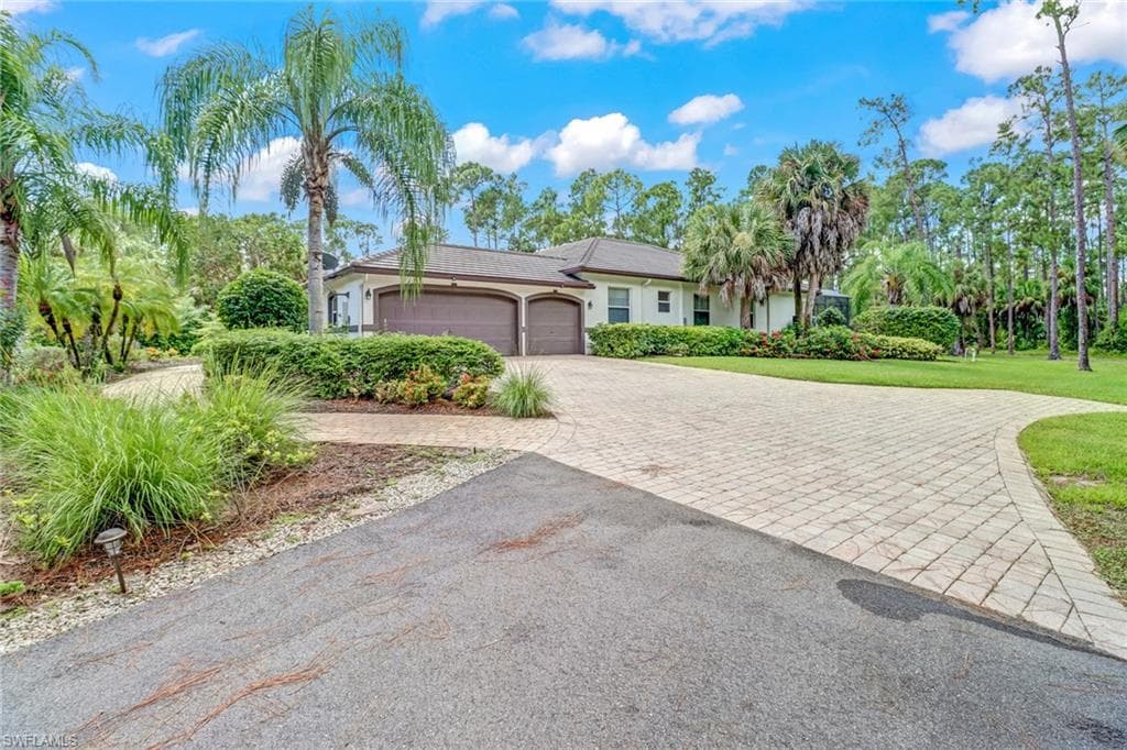 13555 Collier BLVD NAPLES, FL 34119