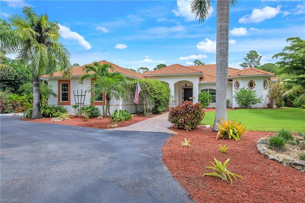 24443 Claire ST BONITA SPRINGS, FL 34135