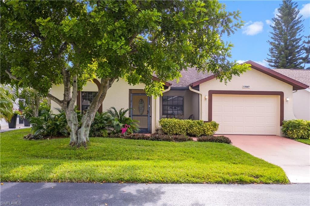 17887 Dracena CIR NORTH FORT MYERS, FL 33917