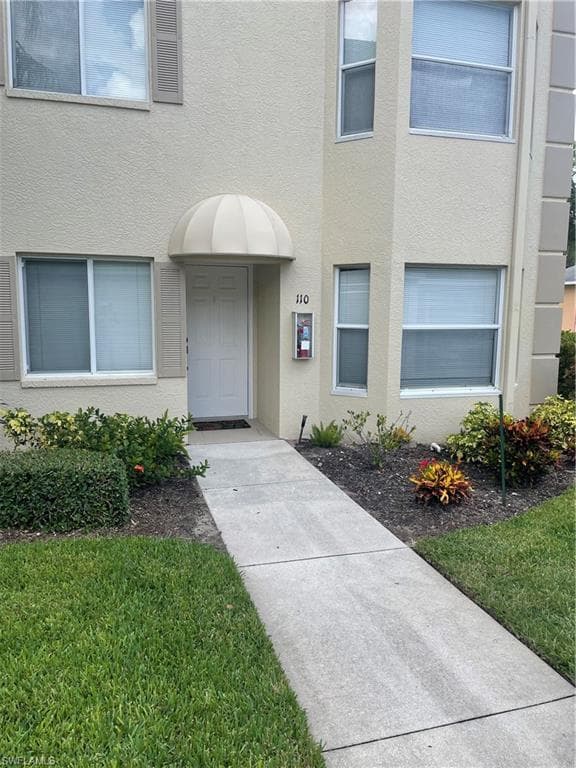 20161 Ian Court ESTERO, FL 33928