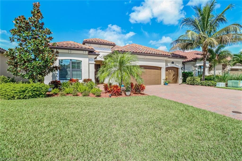 28066 Wicklow CT BONITA SPRINGS, FL 34135