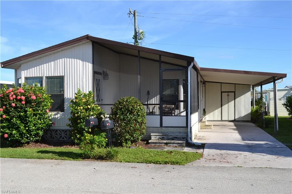 95 Moorhead MNR 95 NAPLES, FL 34112