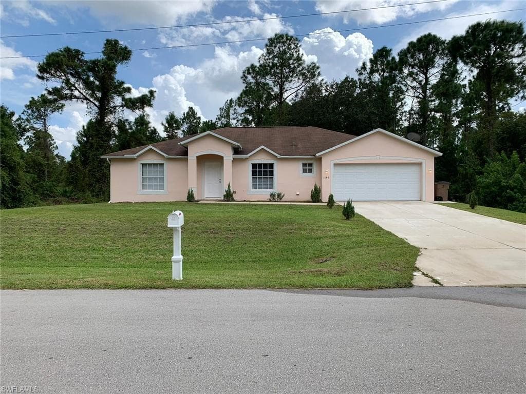 1146 Rahway ST LEHIGH ACRES, FL 33974