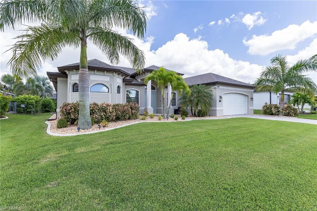1819 SW 39th ST CAPE CORAL, FL 33914