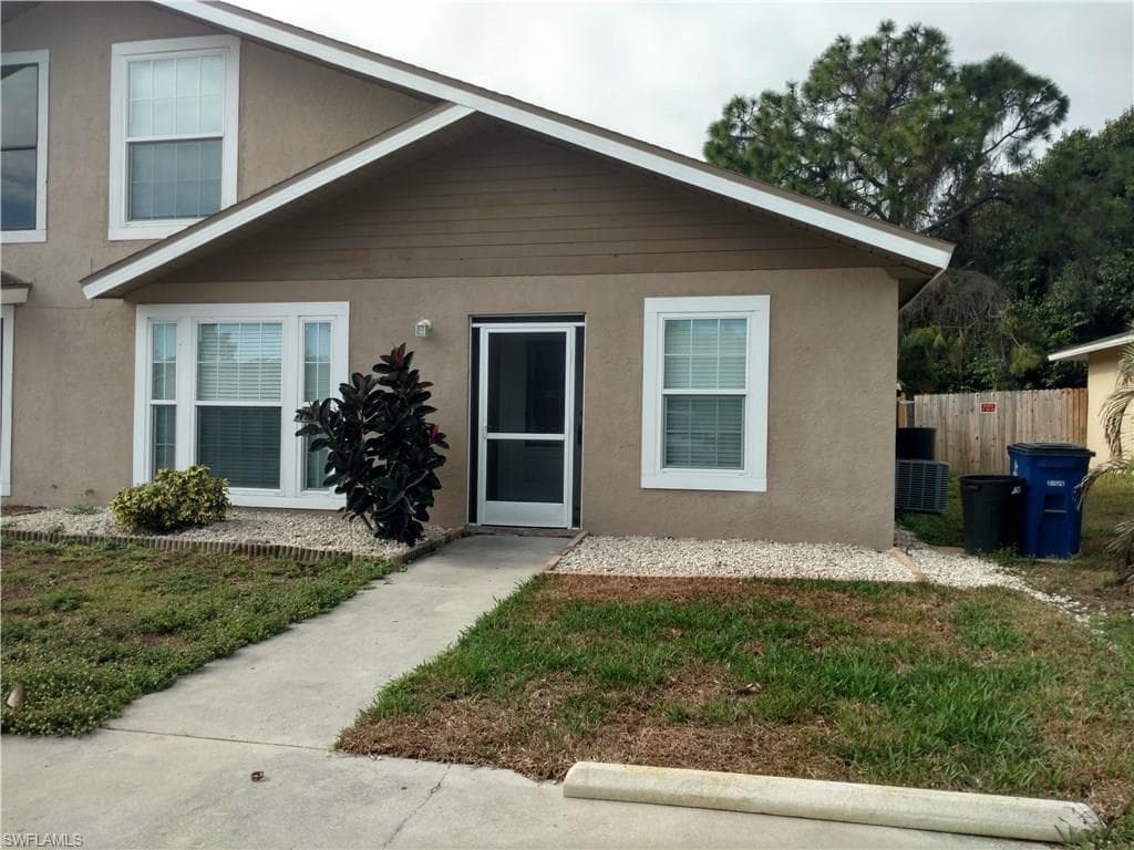 17524 Dumont DR FORT MYERS, FL 33967