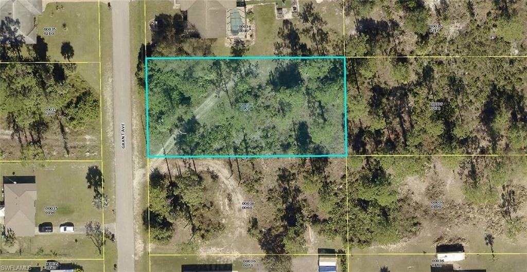 614 Grant AVE LEHIGH ACRES, FL 33972