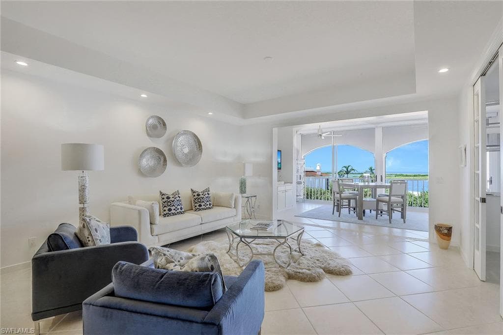 2000 Royal Marco WAY 2-403 MARCO ISLAND, FL 34145